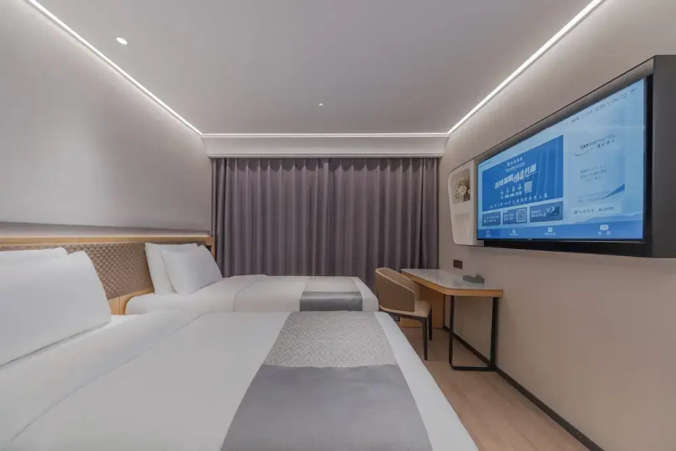 SKYBIRD Hotel