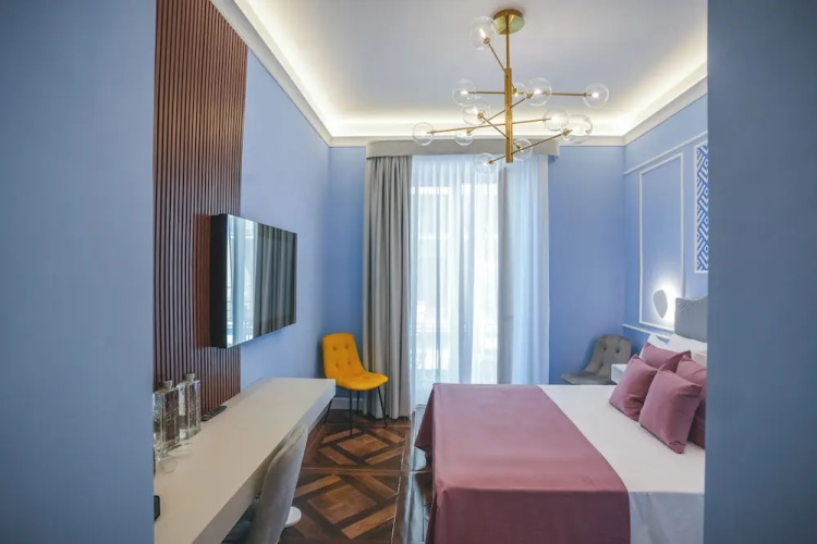 Cafè Latino Suites