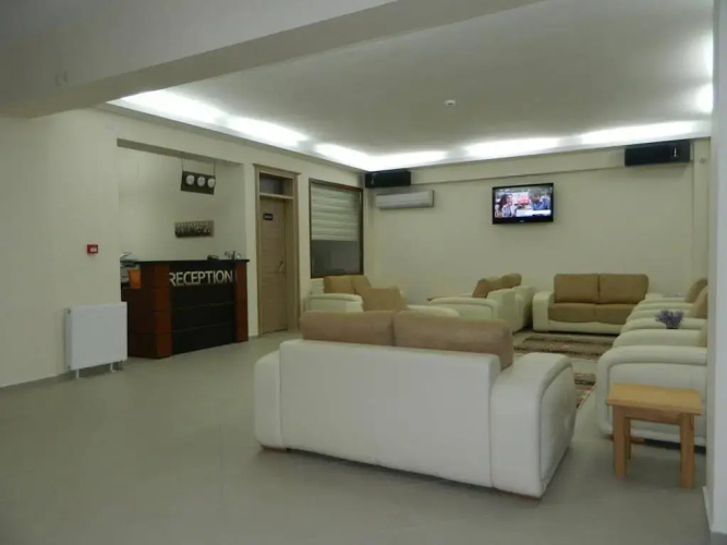Akar Pansi̇yon