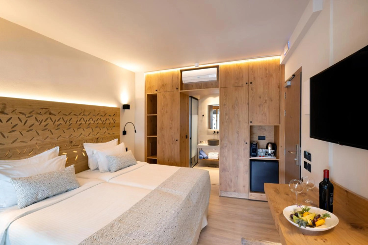 Atlantis Beach Hotel photo 6