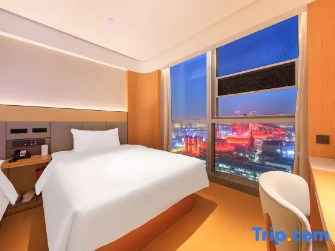 Standard Double room with view