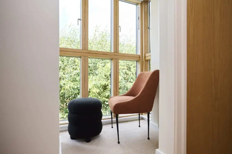 Putney Terrace Apartment