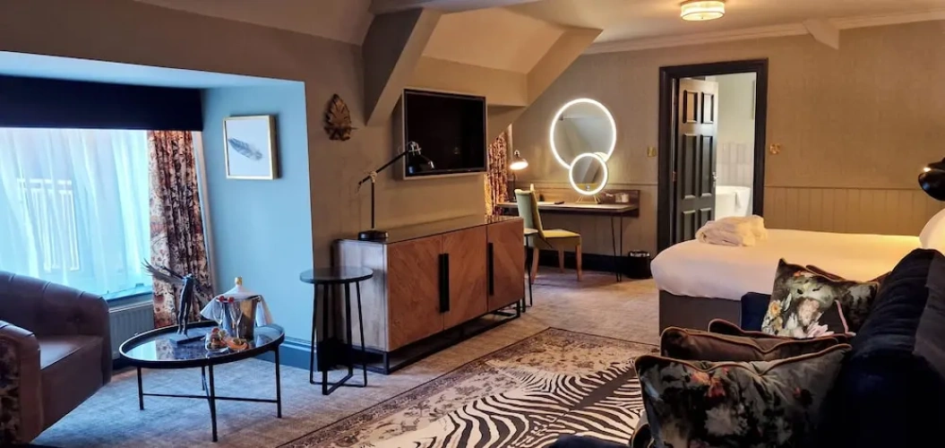 Double Suite