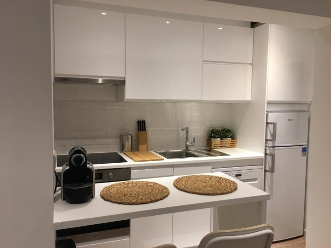 1 Bedroom Apartment