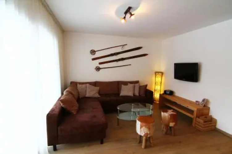 Amor Lodge