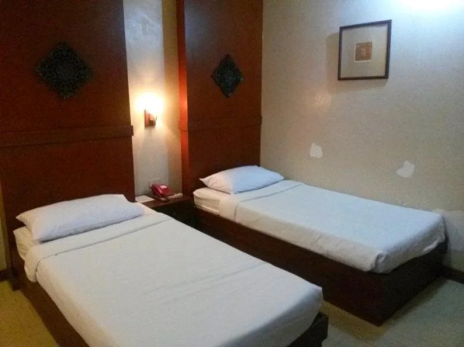 Roxas Midtown Hotel