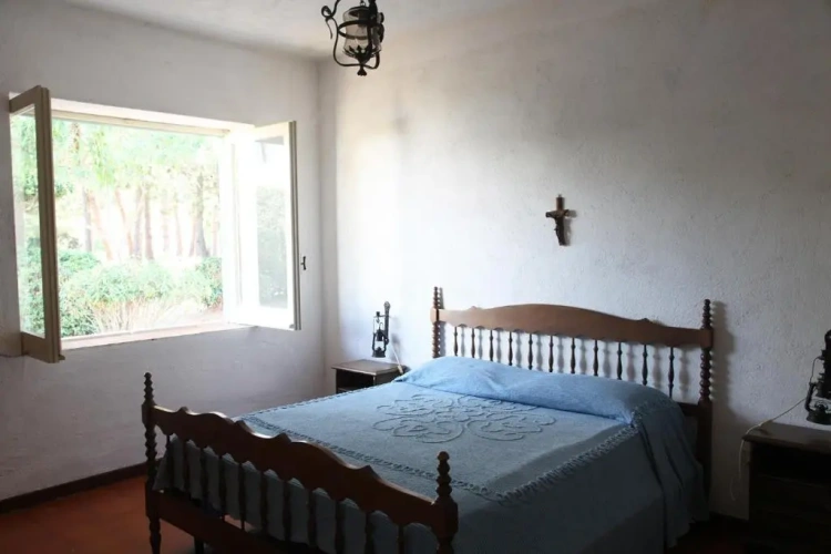 2 Bedrooms Villa