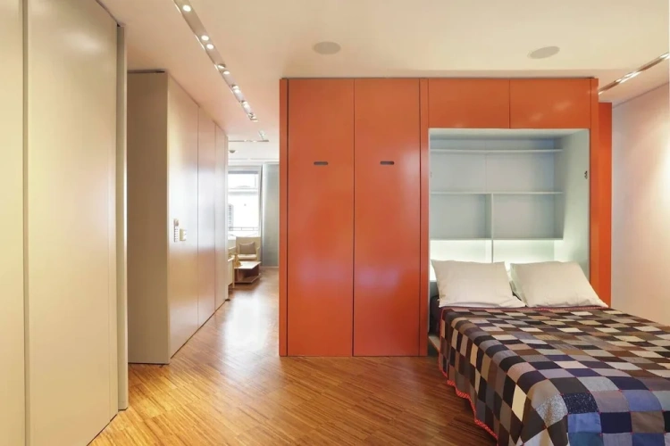 Apartment with city view