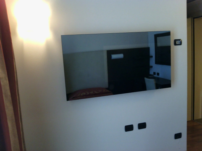 Raya Hotel Motel