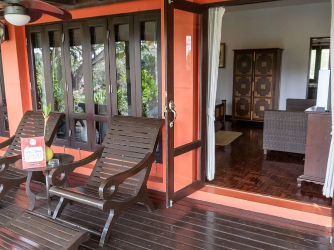 NIDA Rooms Tha Pae 2 Golden Gate