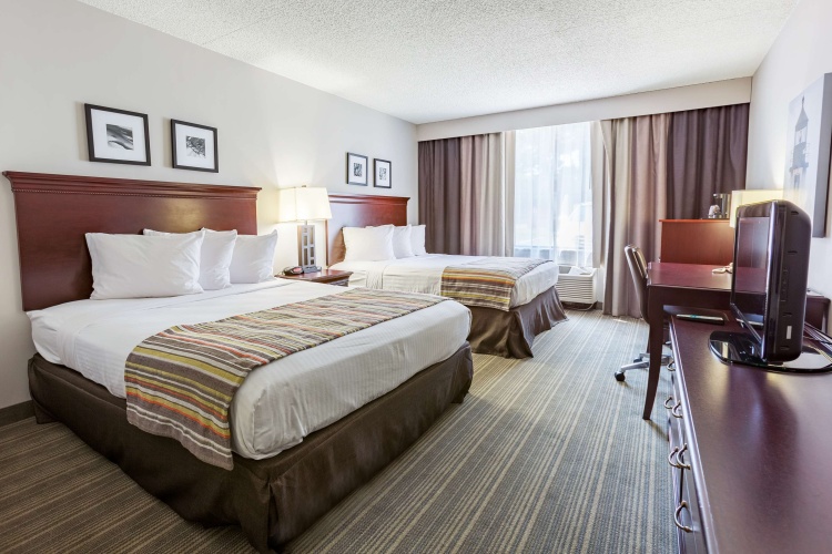 Country Inn & Suites by Radisson, Traverse City, MI photo 6