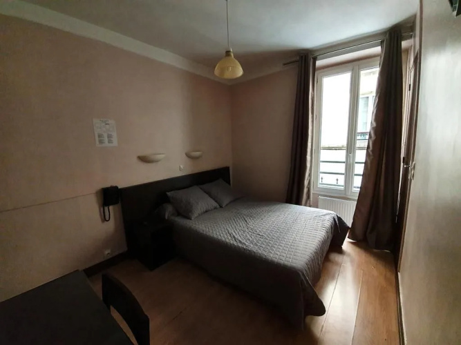Anya Hotel