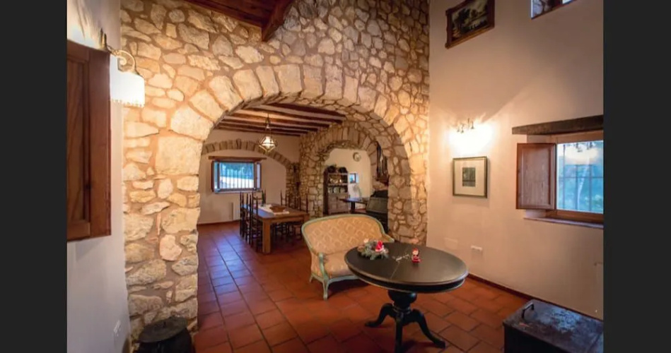 Masia Pou de la Vinya