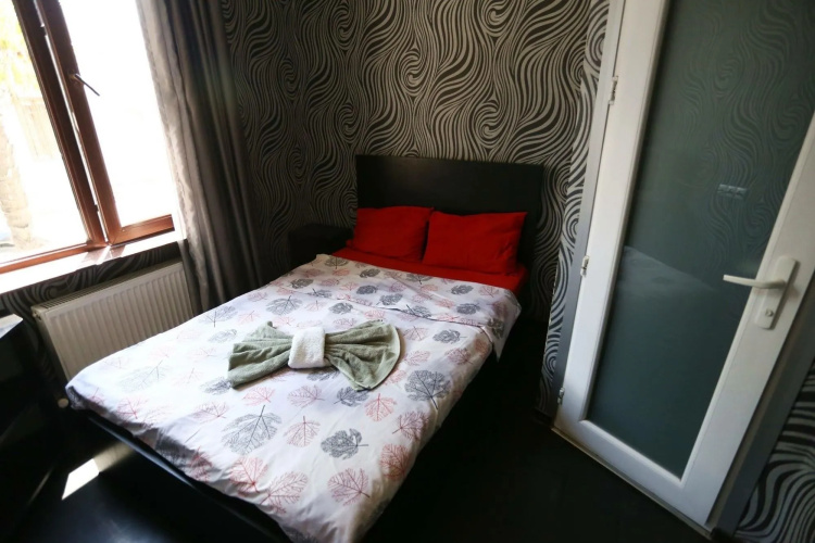 Crystal Palace Hotel