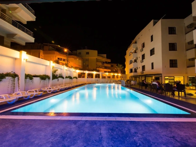 2 Bedrooms Quadruple Suite