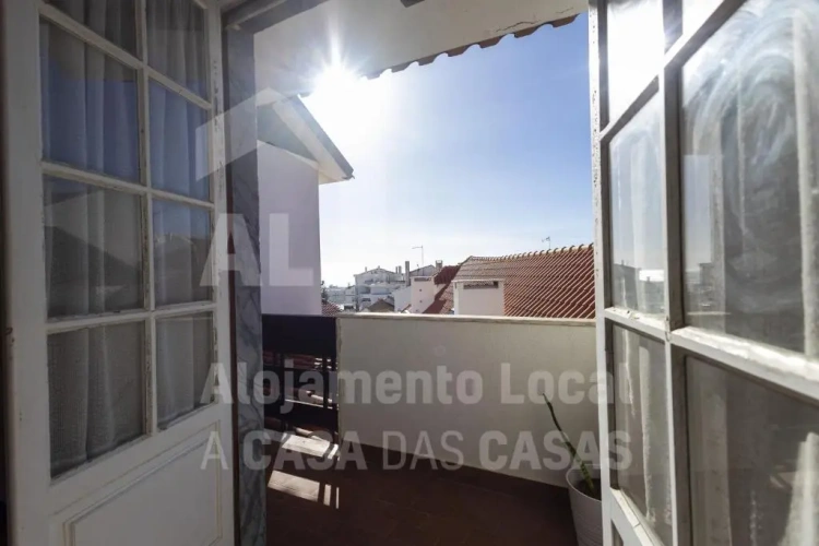 Apartment with balcony
