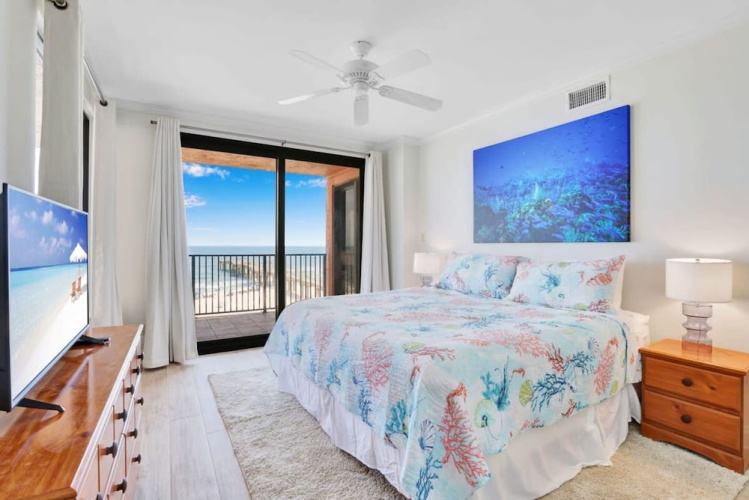 Four Seasons 402-e Private Fishing Pier