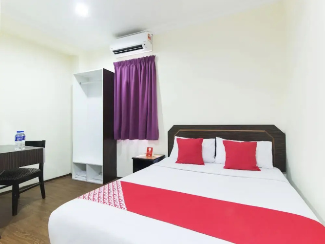 Oyo 327 Buddys Hotel
