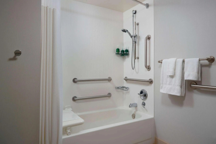 Sonesta Select Newport Middletown photo 9