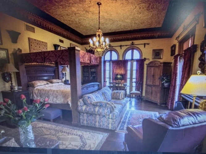 Suite with balcony