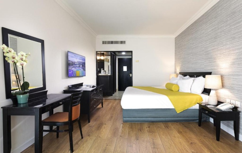 Standard Double room with balcony