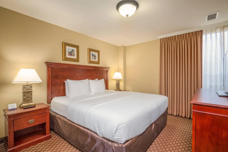 Double Suite