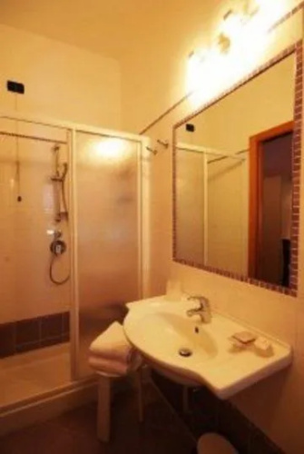 Hotel Clara