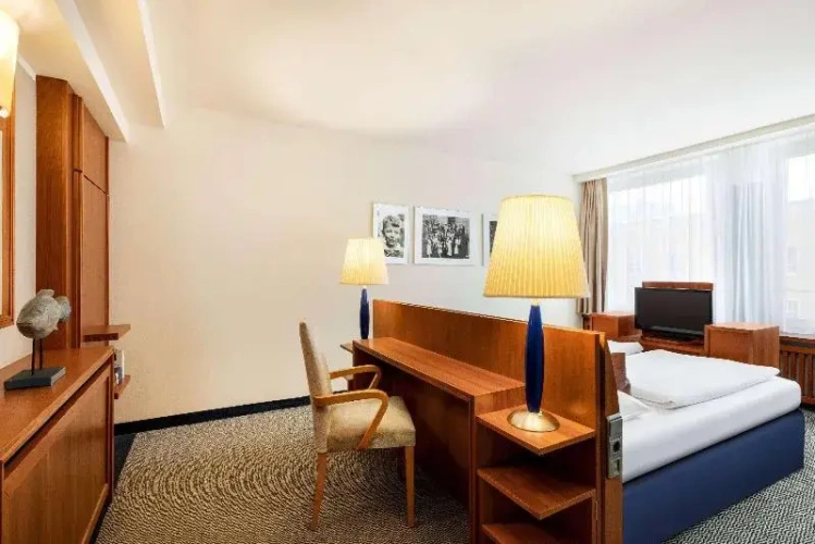 Standard Suite