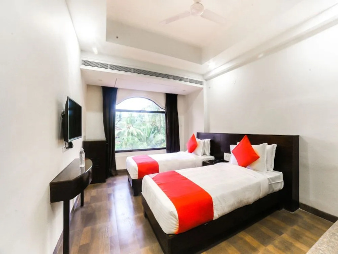 OYO 16096 Flagship Purushottam Hotel Mapusa