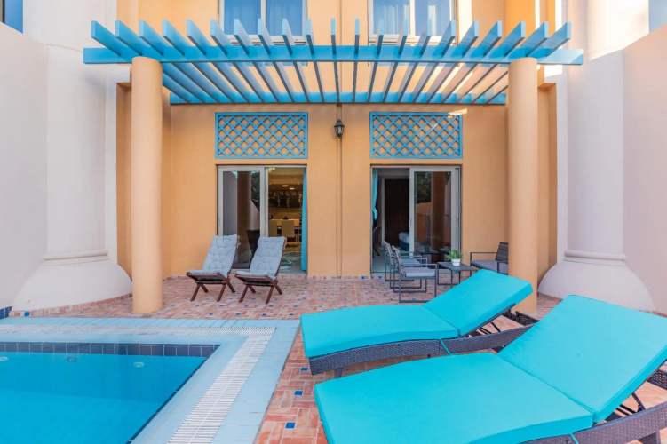 Premium Townhome 300m2 Private Pool, Beach,Parking