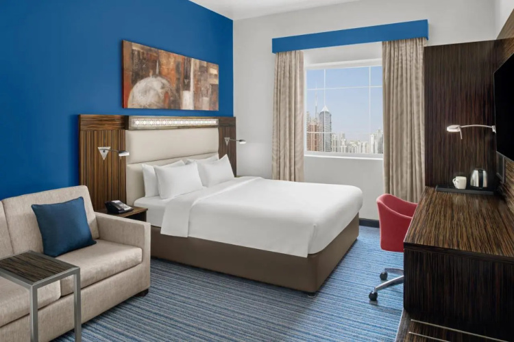 Holiday Inn Safa Park
