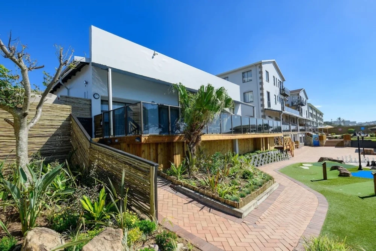 3 Bedrooms Luxury Apartment with balcony