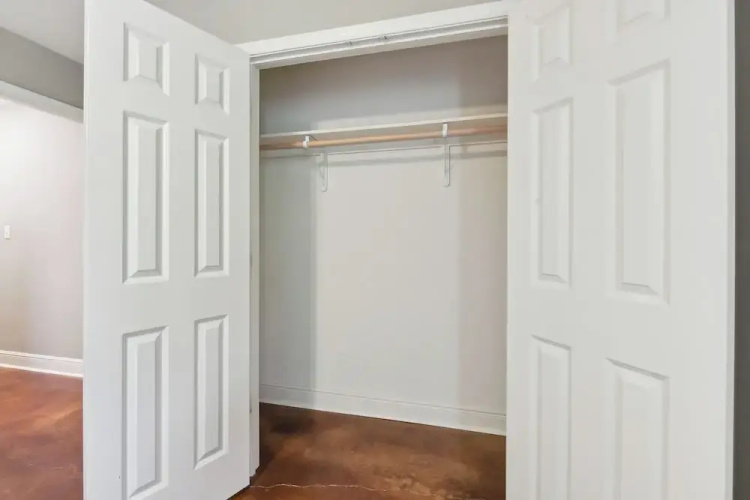Lovely Lake Charles Duplex in Central Location!