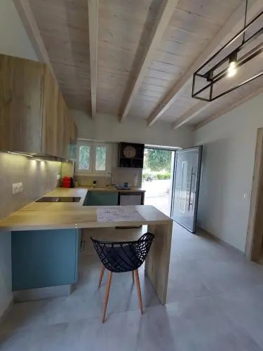 Electra Villa & Studios