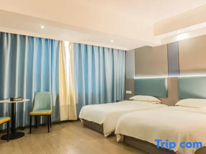 Premier Twin room
