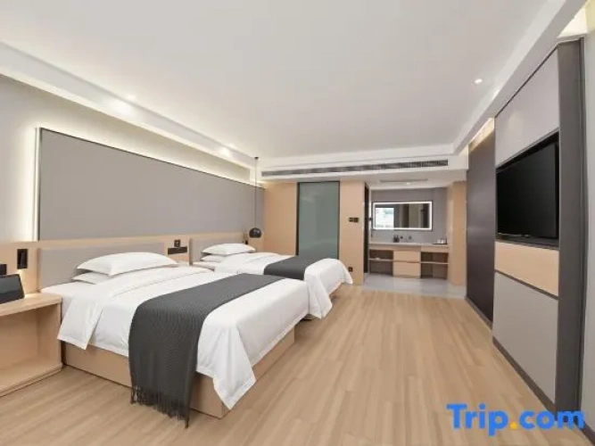 Standard room with view
