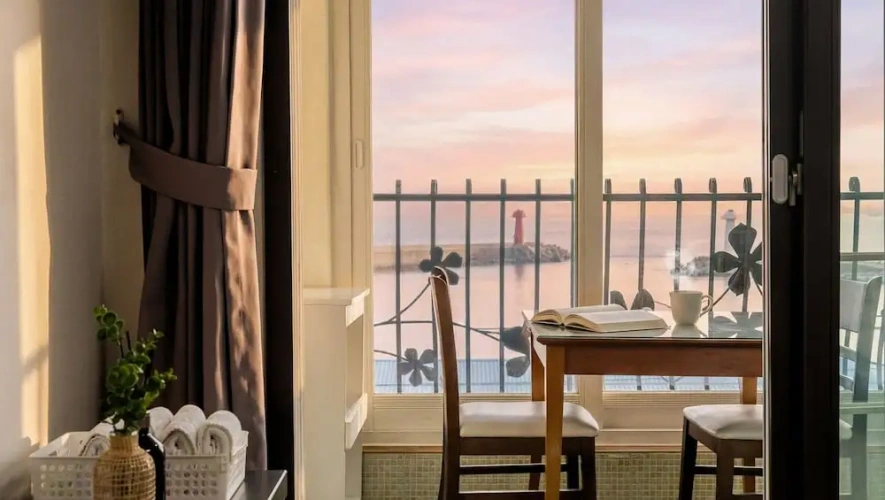 1 Bedroom Standard room with balcony and with sea view