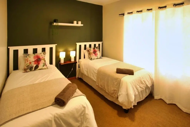 3 Bedrooms Cottage