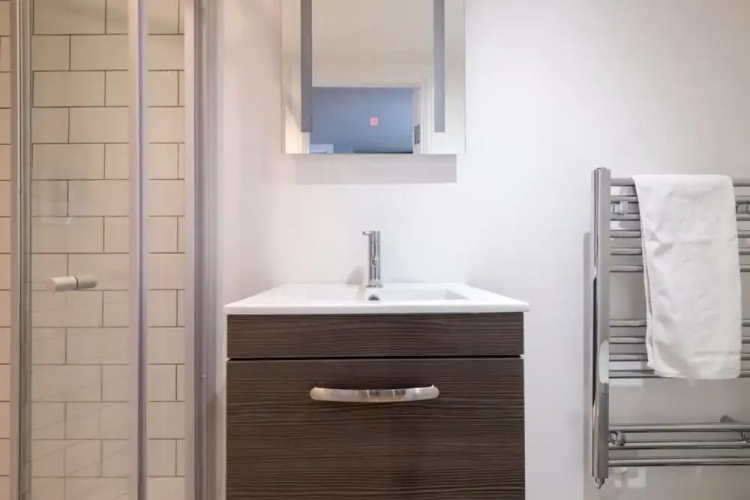 Host Stay St James Studio