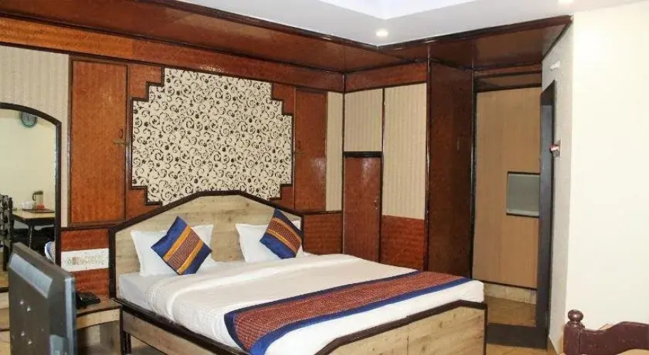 Hotel Roopali