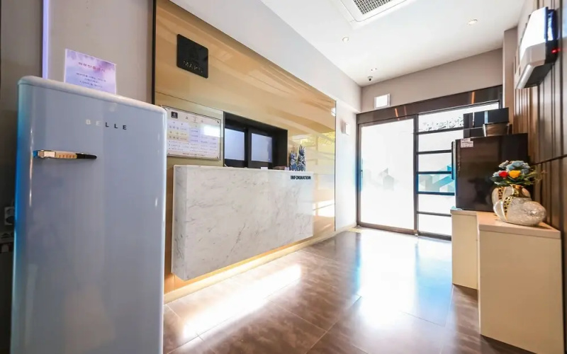 Wanju Maru Hotel