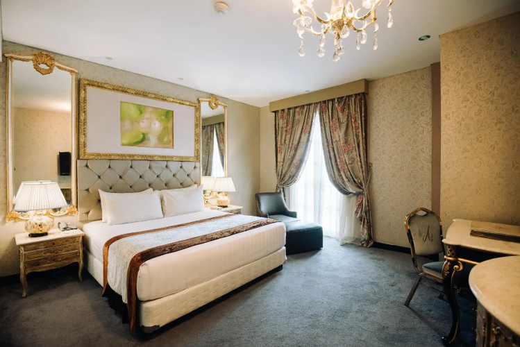 Amaroossa Royal Bogor