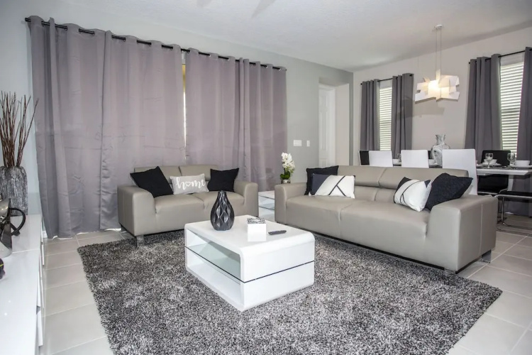 1557 Solara Resort 63253/63383