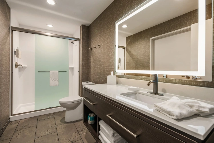 1 Bedroom Double Suite