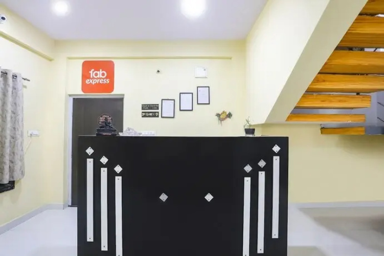 Fabexpress Villa 18