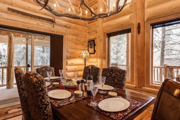 Lumberjack Lodge