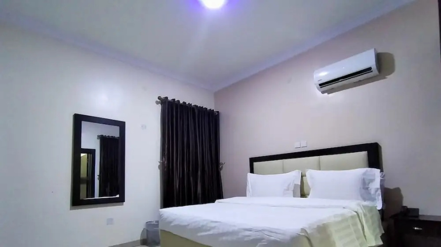 Beckett Suites