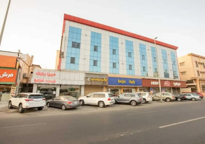 Mera Park Hotel Suites