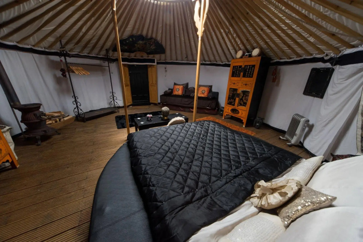 Lincoln Yurts