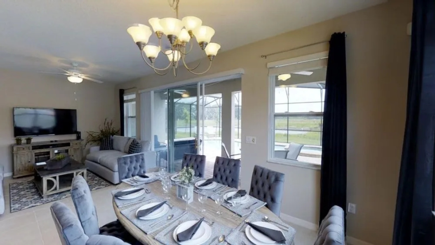 ACO PREMIUM – 8 Bd with private Pool and Spa (1732